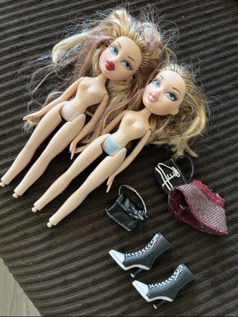 MGA Bratz Dolls Vintage Twins Valentina & Oriana